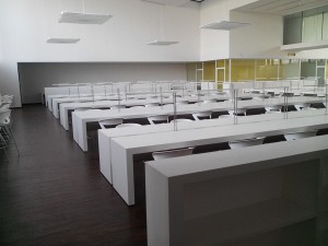 Tables en 001 - Bright White